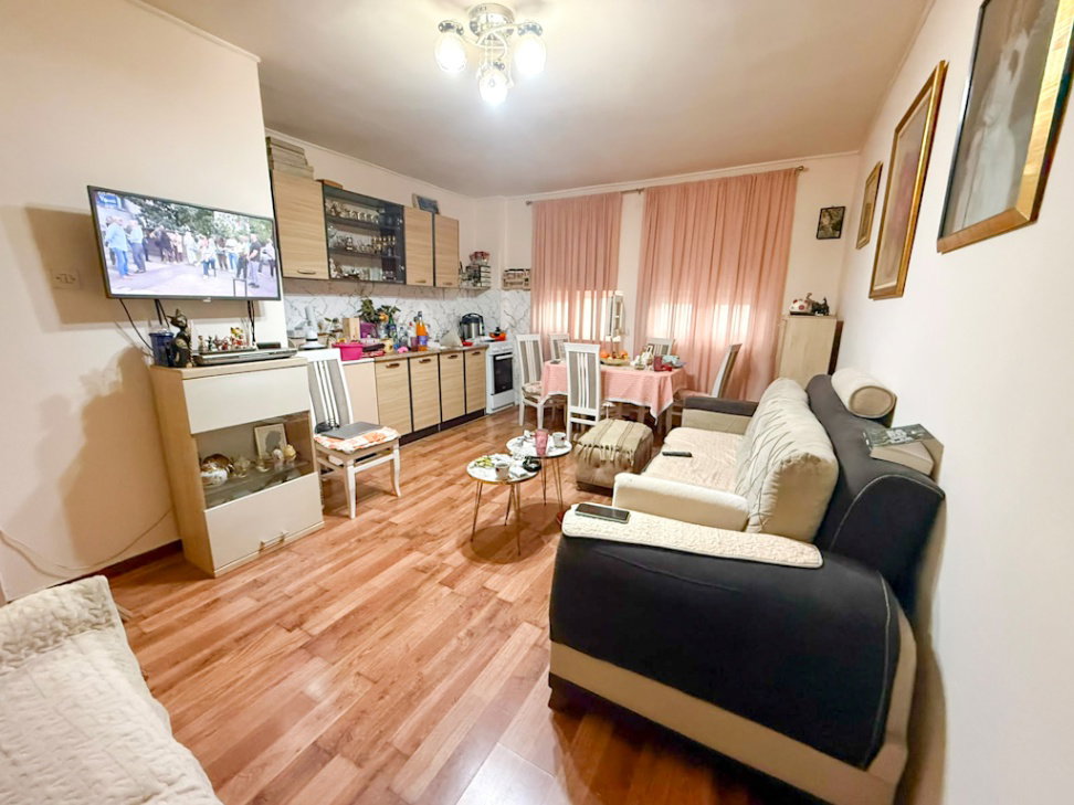 Prodaja - Stan Podgorica, Centar