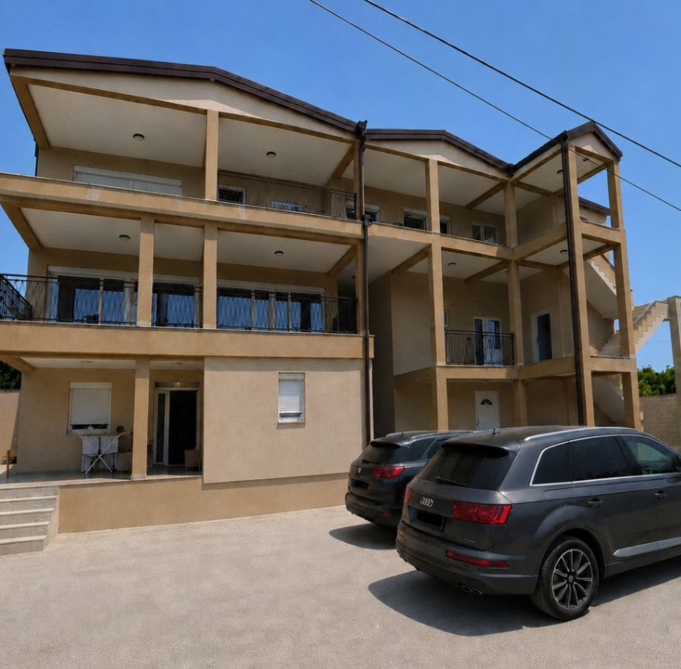 Kiralık - Ev Podgorica, Momišići