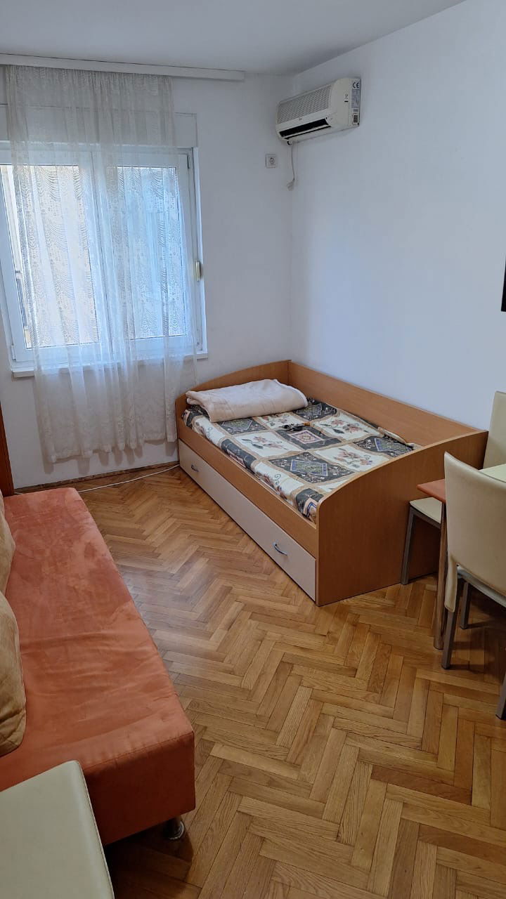 19db3ec3-f544-40ec-9271-f0f107e3ce06.jpg