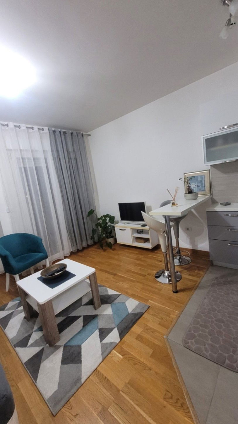 Оренда - Квартира Podgorica, City Kvart