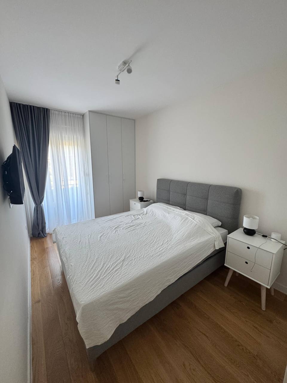 1afd5bdb-7eae-4612-bd49-822ba3999e87.jpg