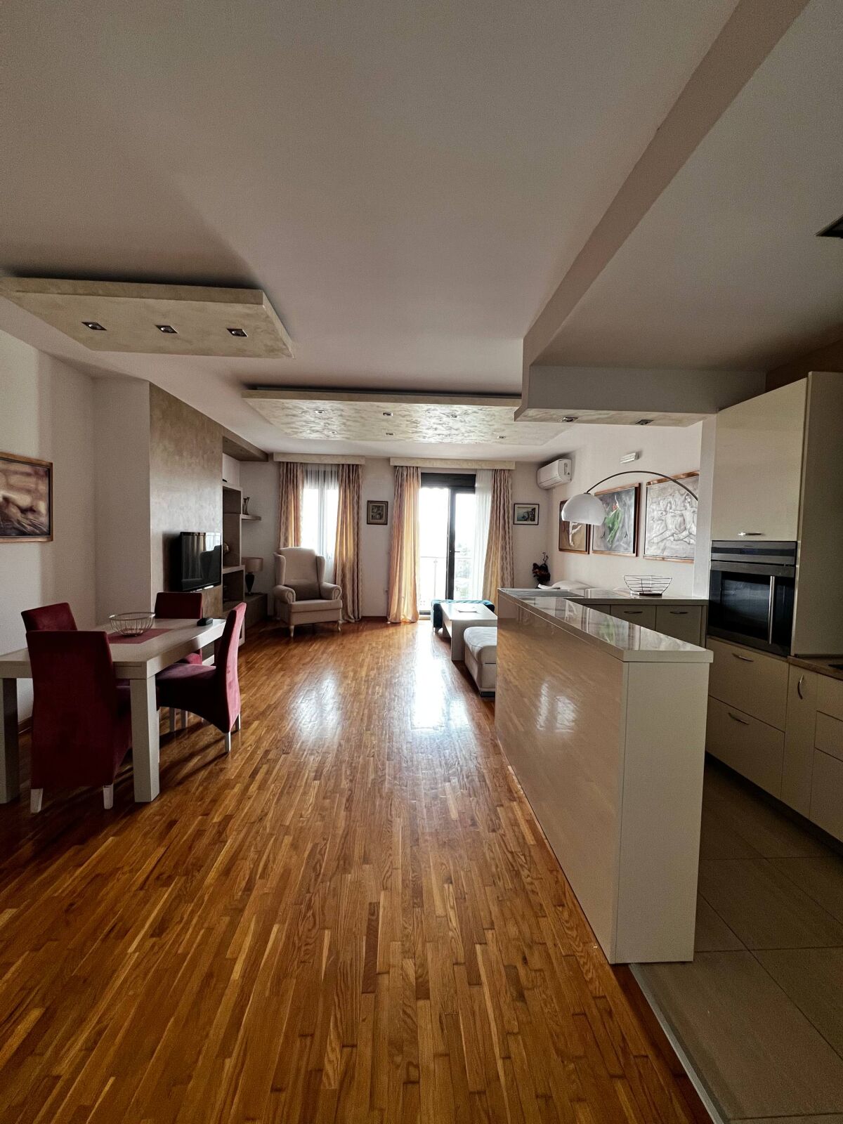 Sale - Apartment Budva, Bečići