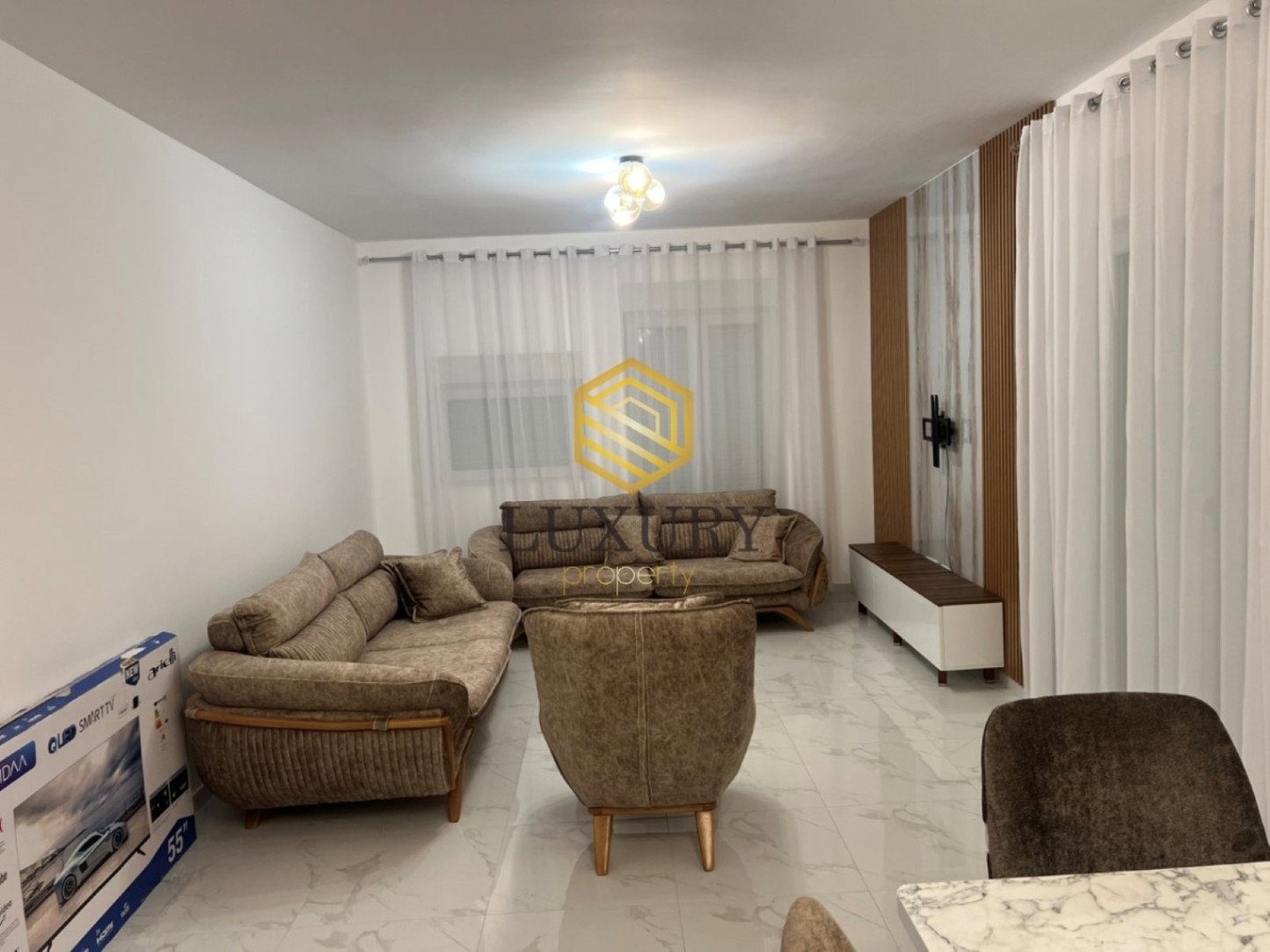 Izdavanje - Stan Podgorica, Central Point