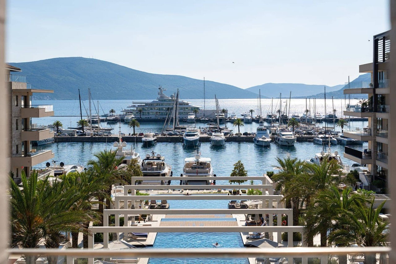 Продажа - Квартира Tivat, Tivat