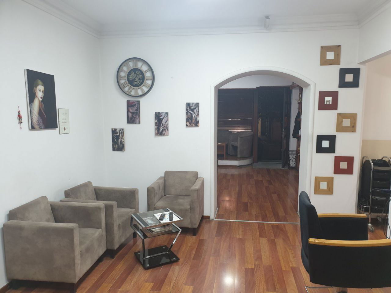 Продаж - Офісне приміщення Podgorica, Centar