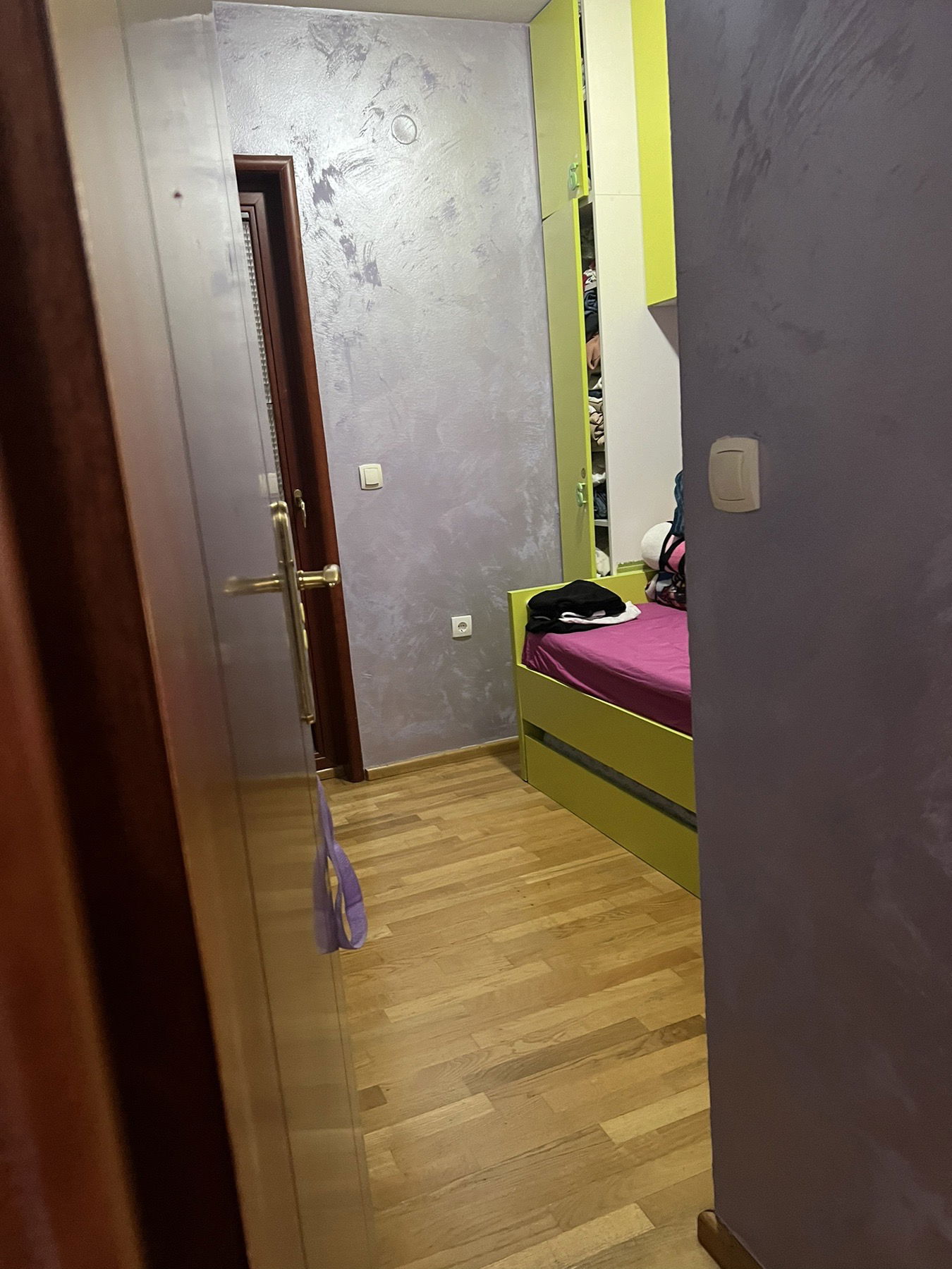 1cb257c4-bad6-4f20-bbaf-1b8aab9f50c8.jpg