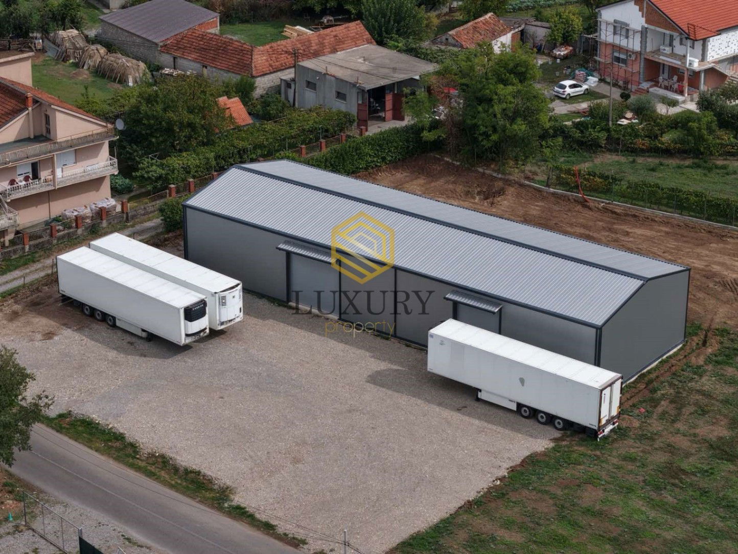 Оренда - Офісне приміщення Podgorica, Golubovci