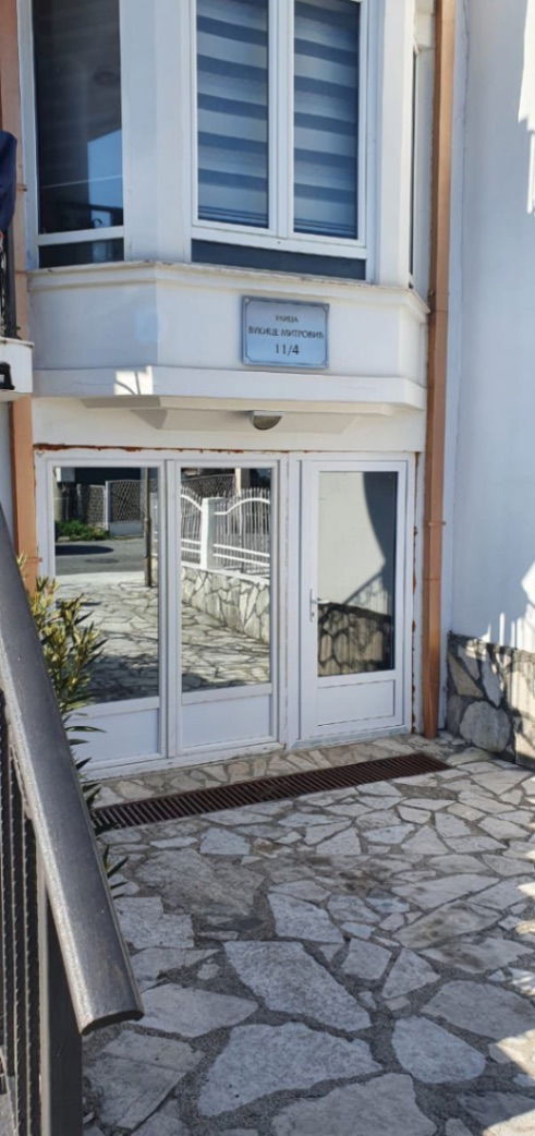 Аренда - Офисное помещение Podgorica, Gorica C