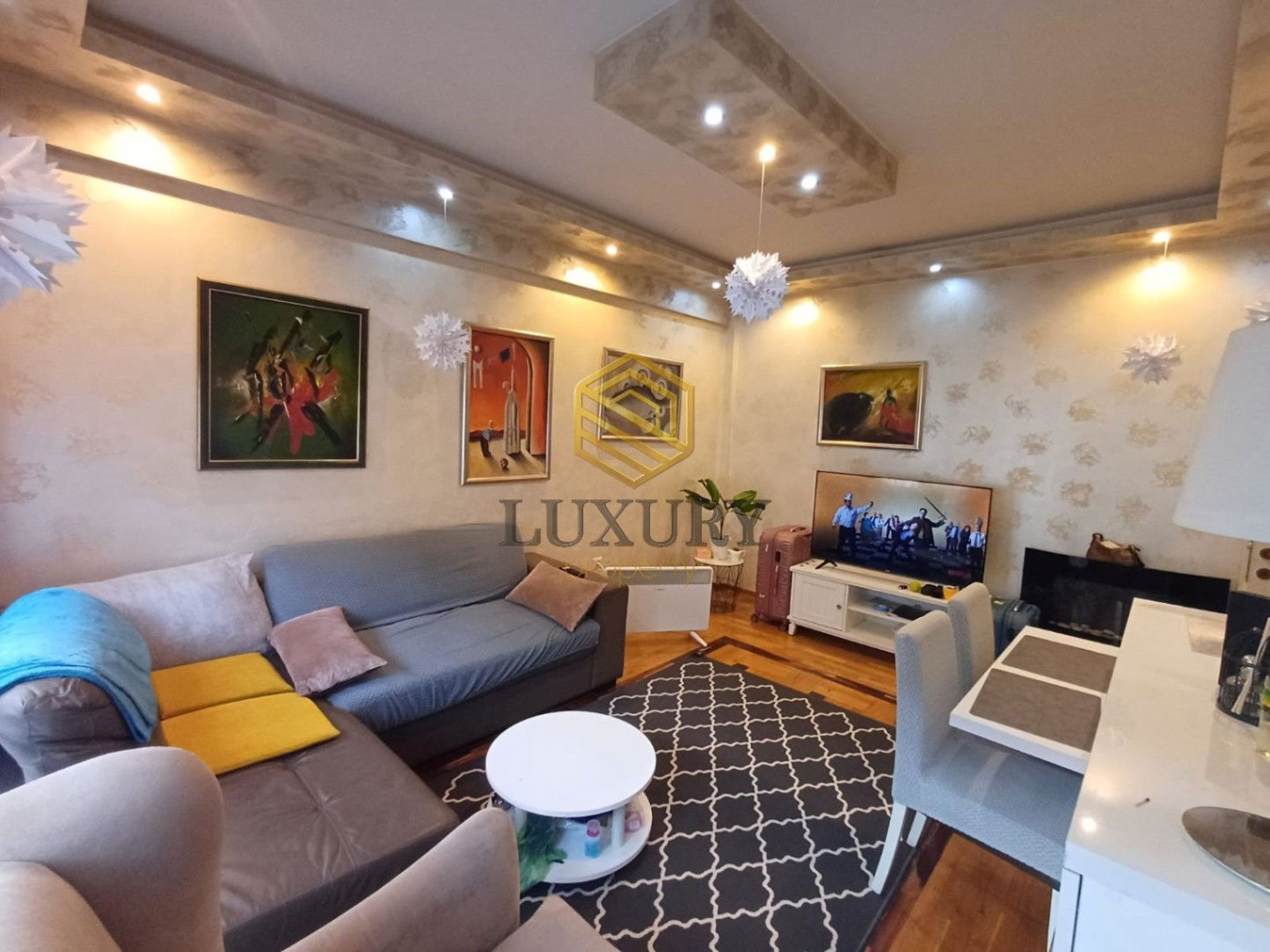 Izdavanje - Stan Podgorica, Blok 9