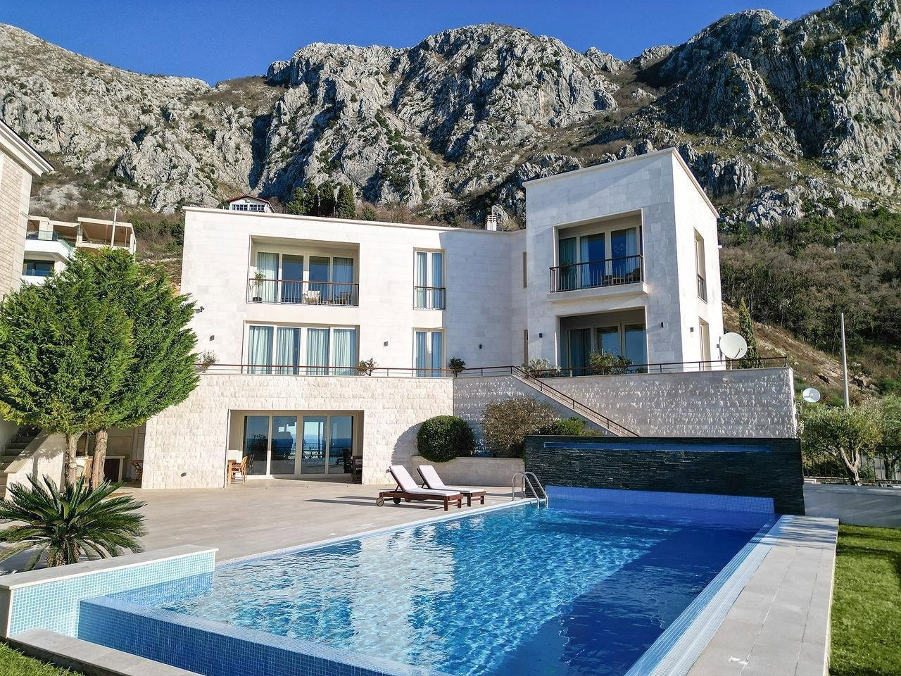Sale - House Budva, Sveti Stefan