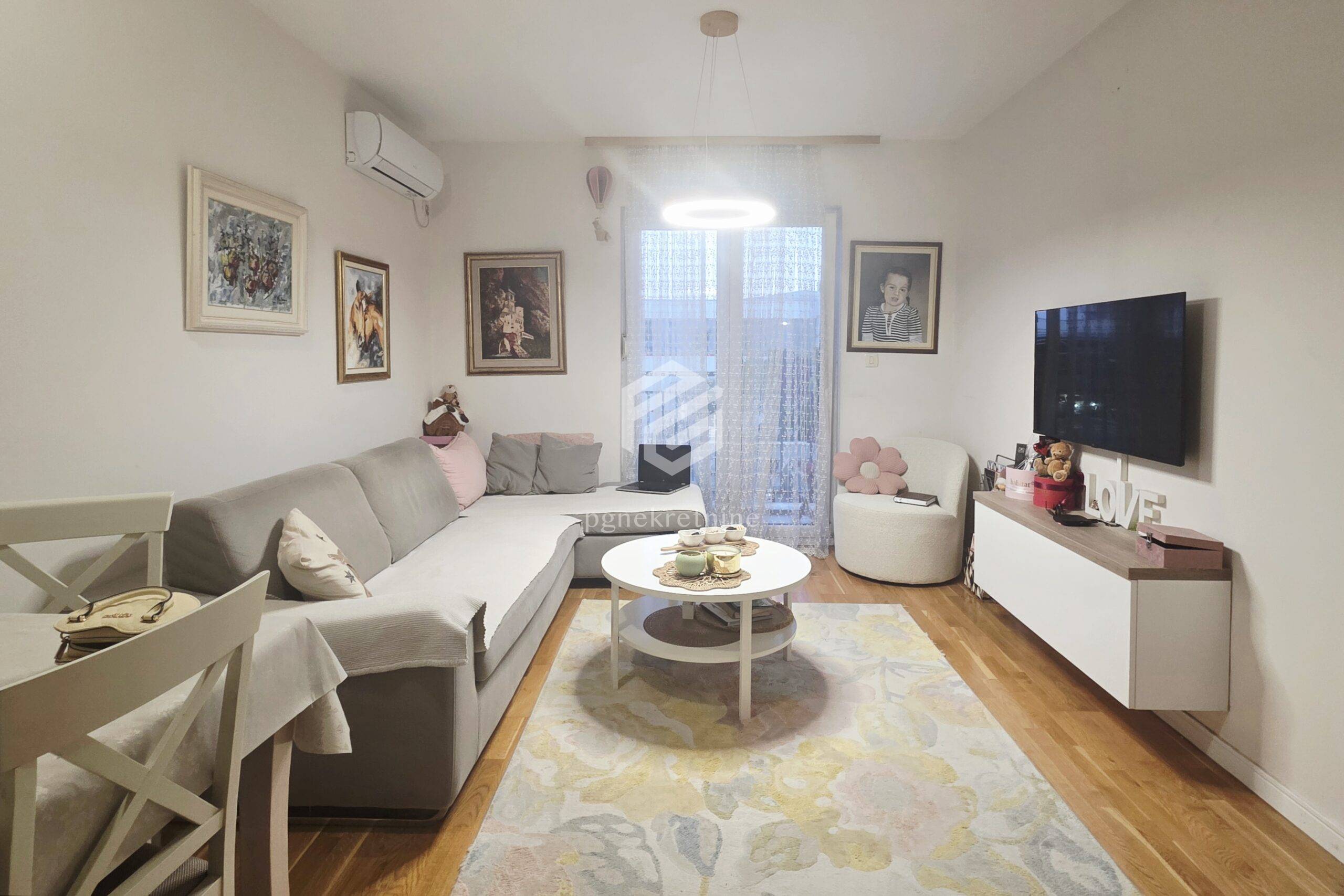 Продаж - Квартира Podgorica, Stari Aerodrom