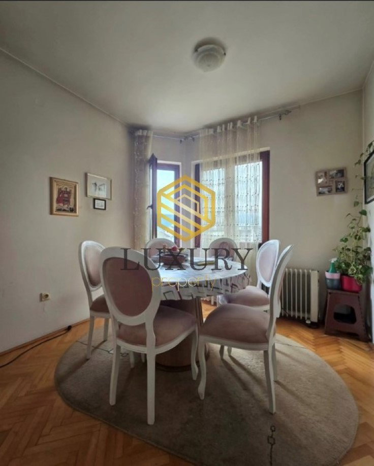 Prodaja - Stan Podgorica, Momišići