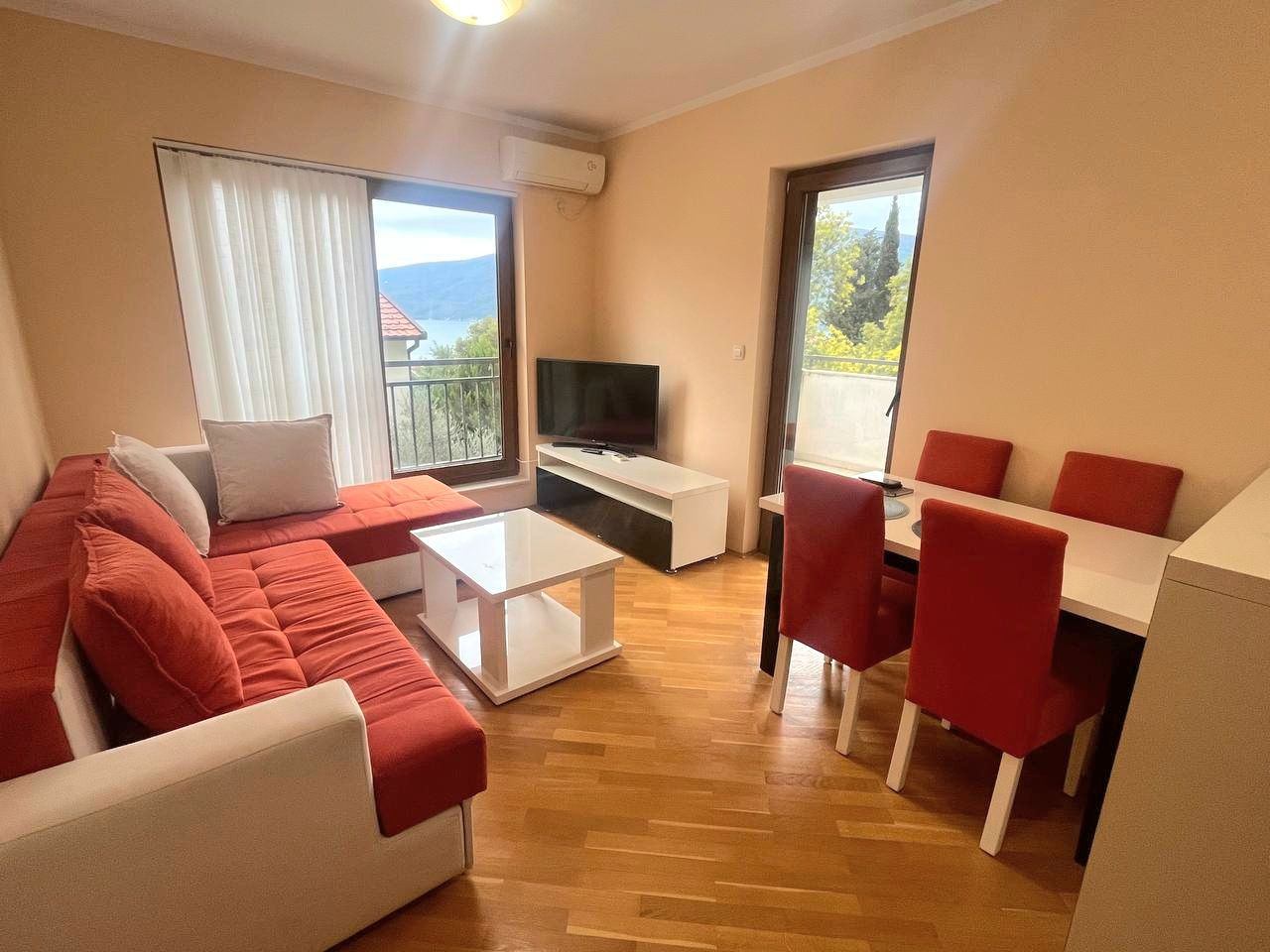 Kiralık - Daire Herceg Novi, Baošići