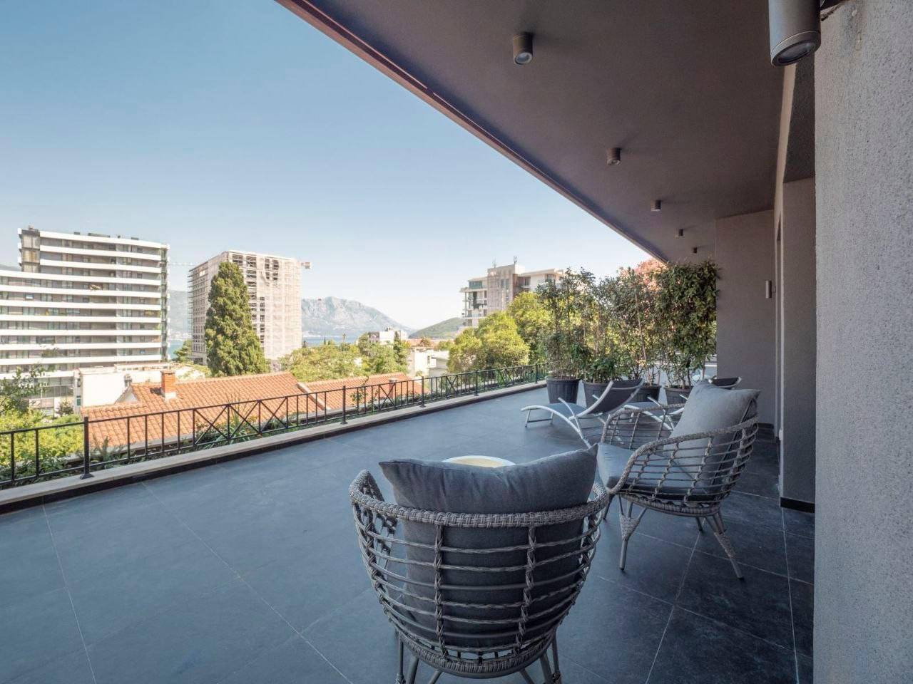 Rent - Apartment Budva, Gospoština