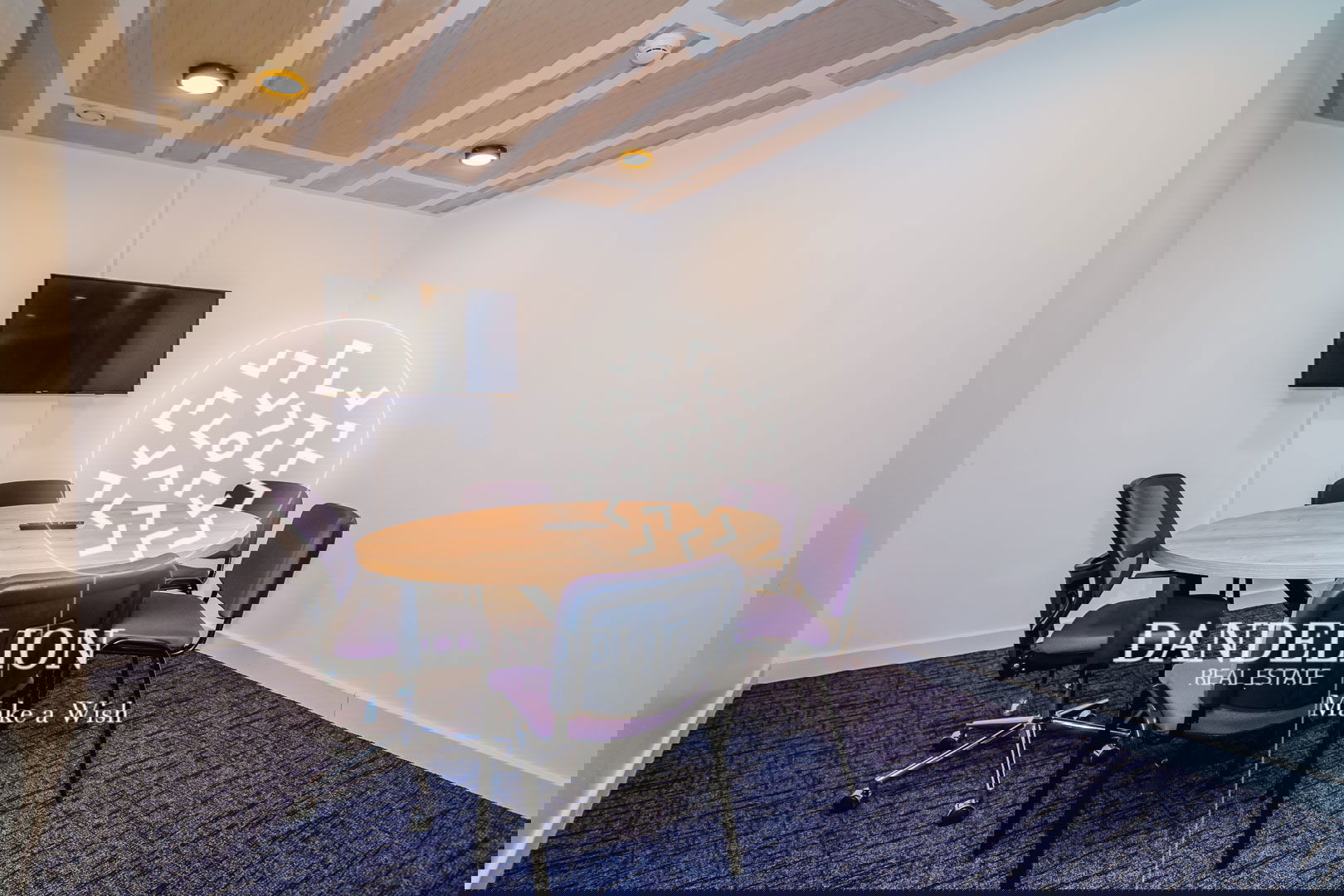 24a46076-4fbf-48f2-8f8d-b2e9d8e3c31d.jpg