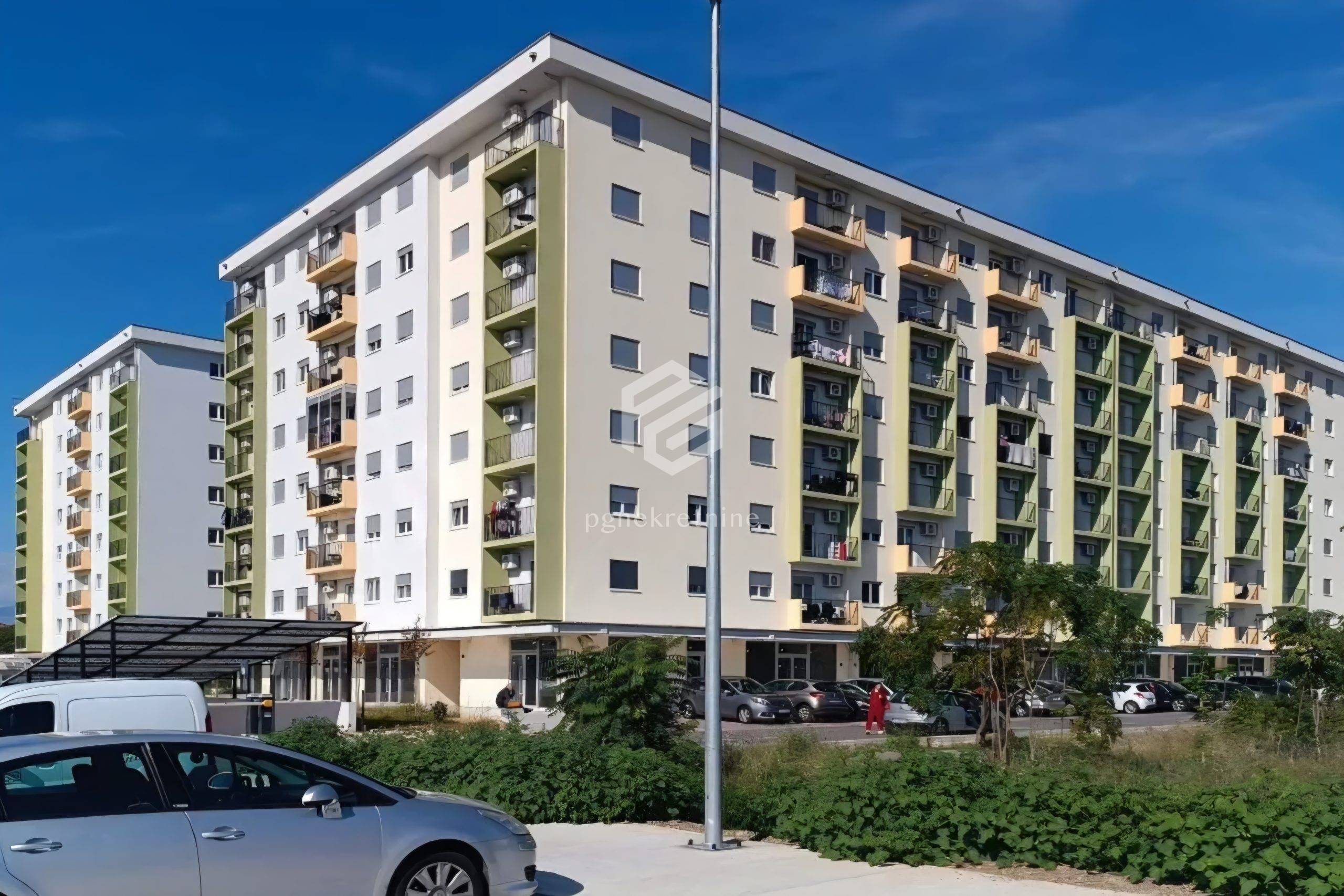 Kiralık - İş yeri Podgorica, Pobrežje