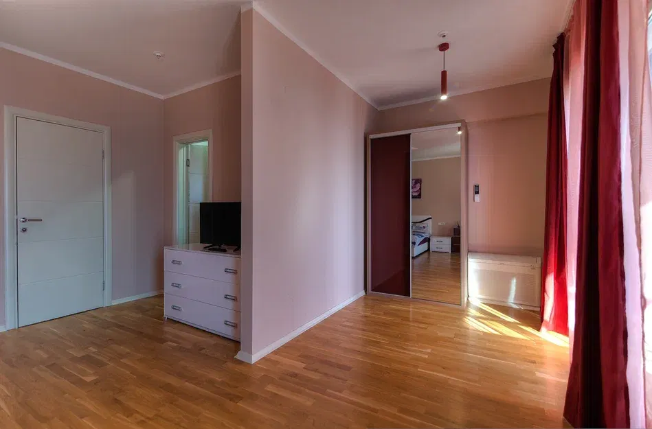 25bd8651-8bd5-4060-8faa-49b6b62b403c.webp