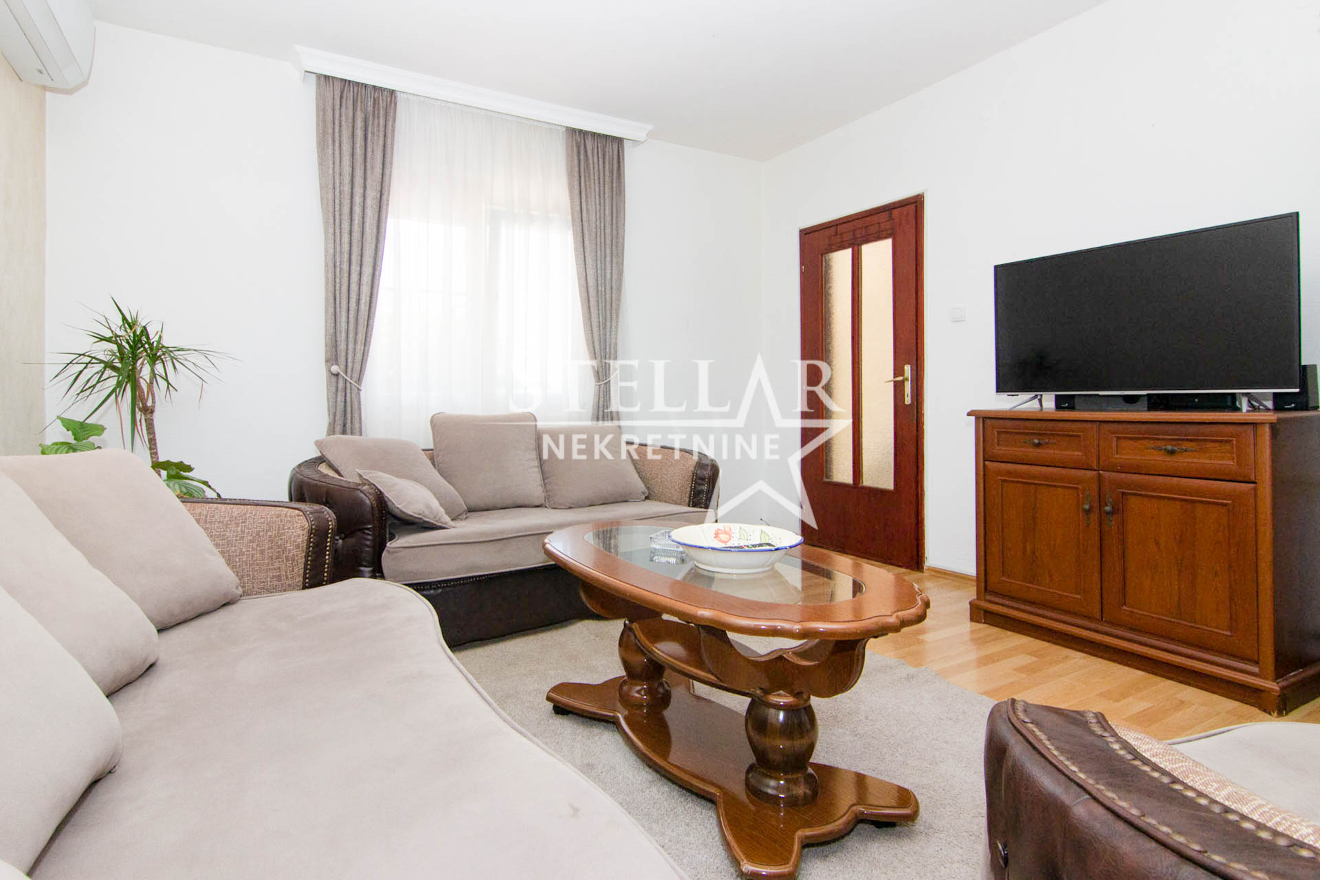 Rent - House Podgorica, Tološi
