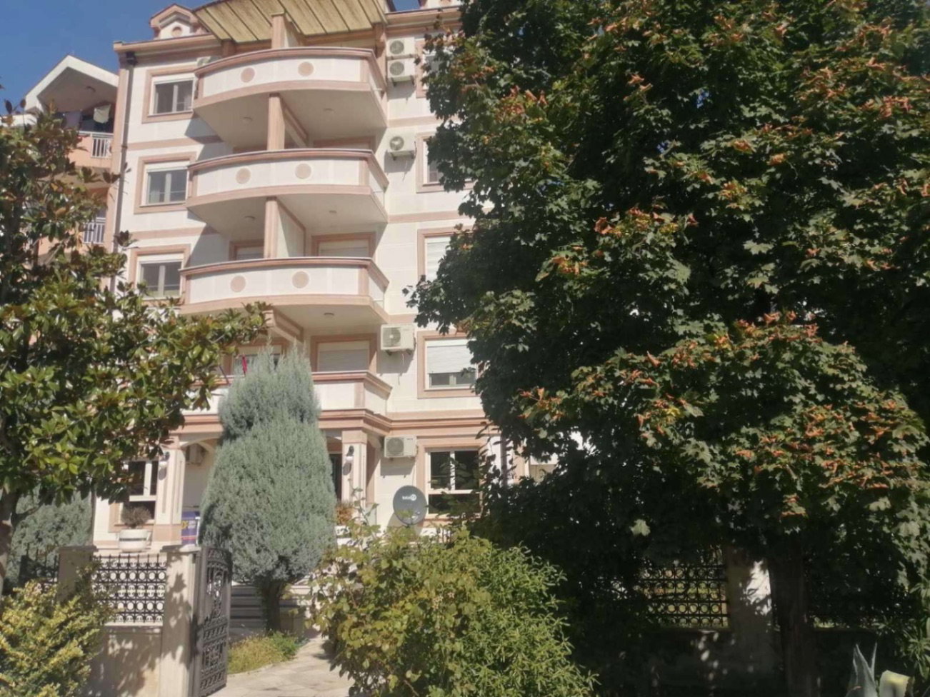 Izdavanje - Stan Podgorica, Ljubović
