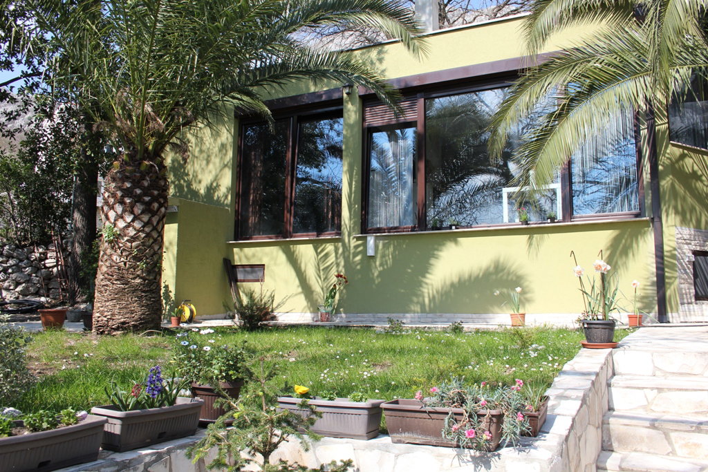 Satılık - Ev Kotor, Ostalo