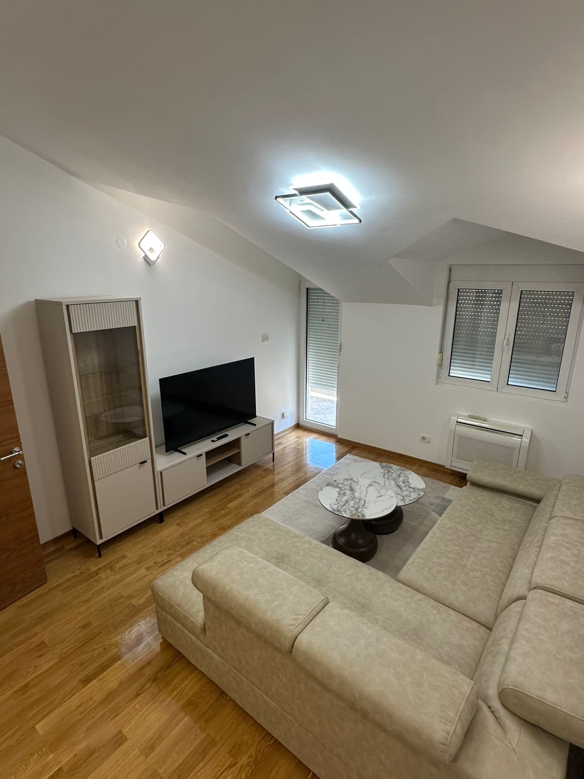 Kiralık - Daire Podgorica, Momišići