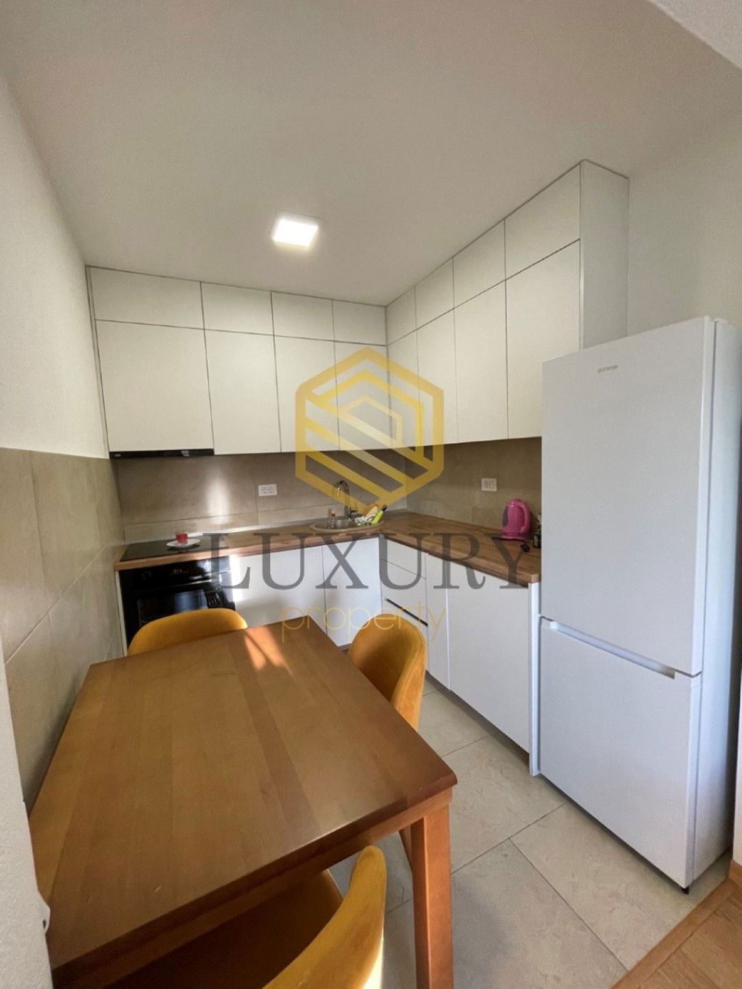 Rent - Apartment Podgorica, Tološi