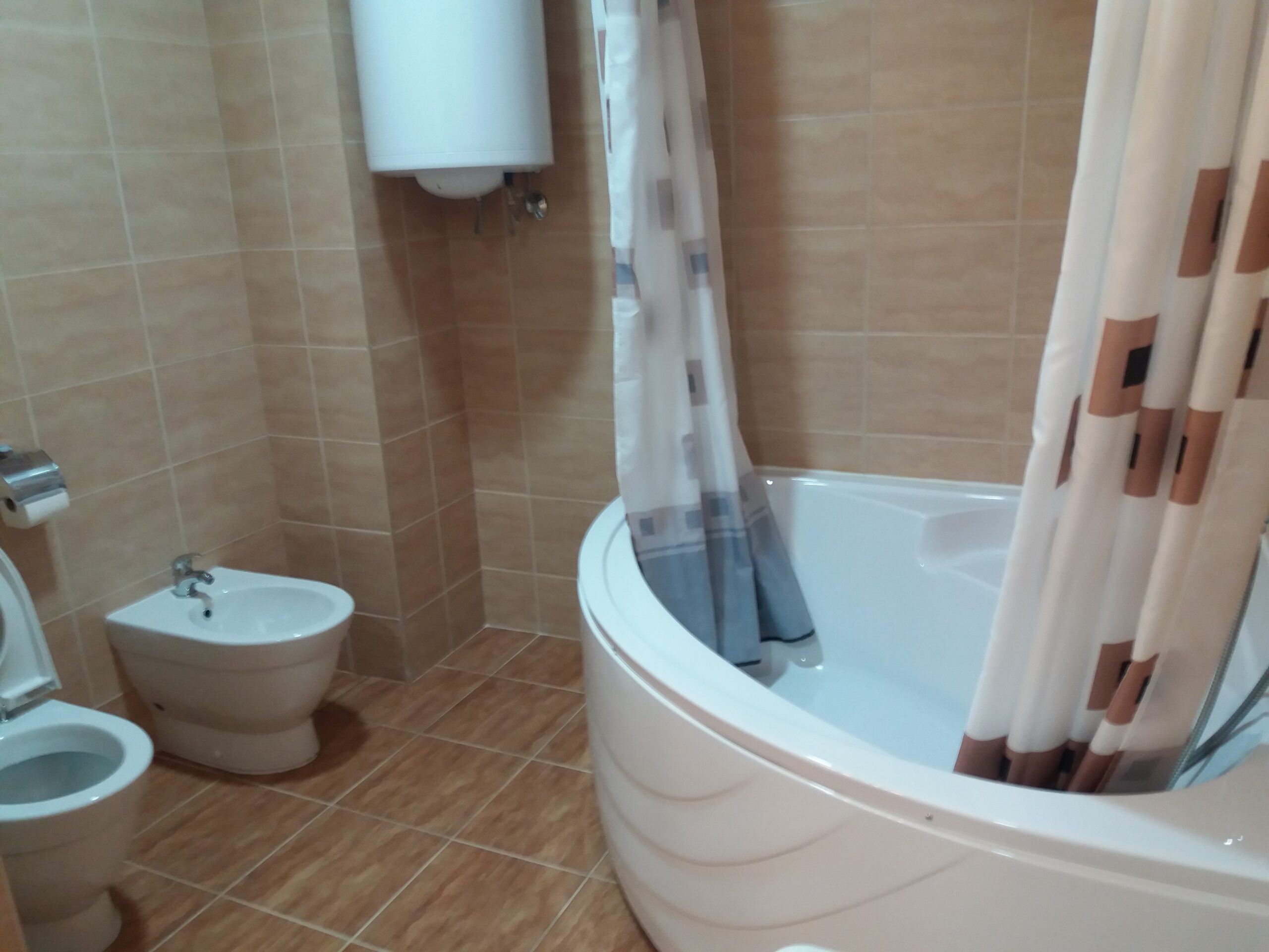 280bf1cb-1fc6-4db6-b002-d71ecc40a46a.jpg