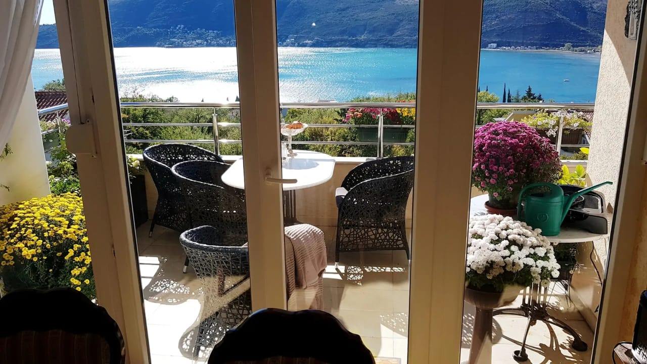 Продажа - Квартира Herceg Novi, Topla