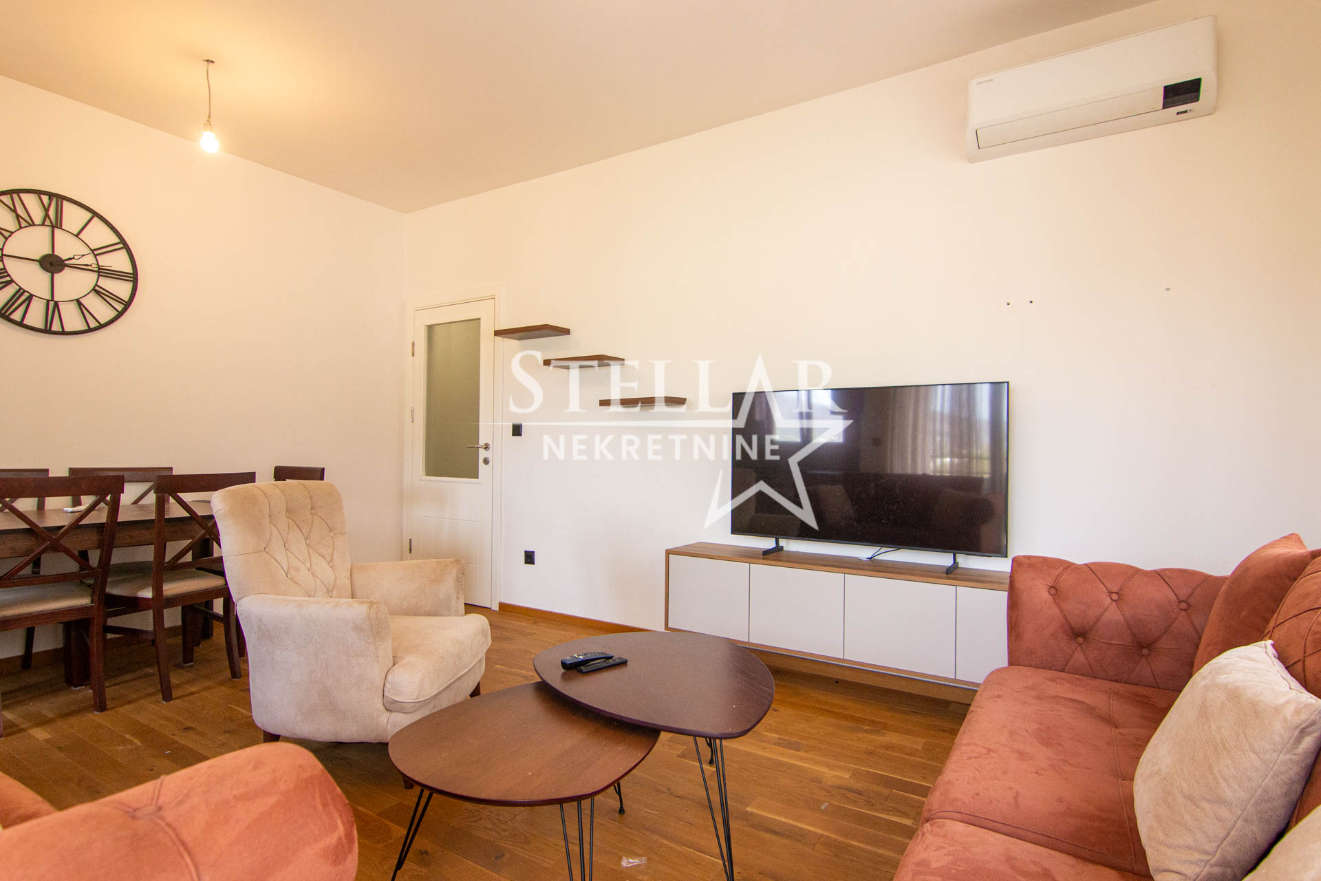 Izdavanje - Stan Podgorica, Gorica C