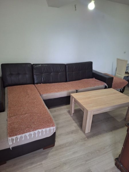 29f91271-cc9d-4f5b-ad85-ac6191567bd5.jpg