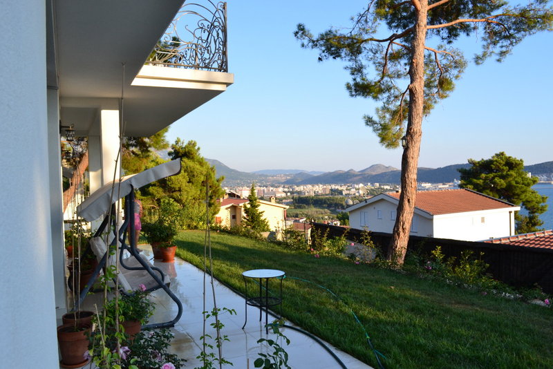 Satış - Ev Bar, Šušanj