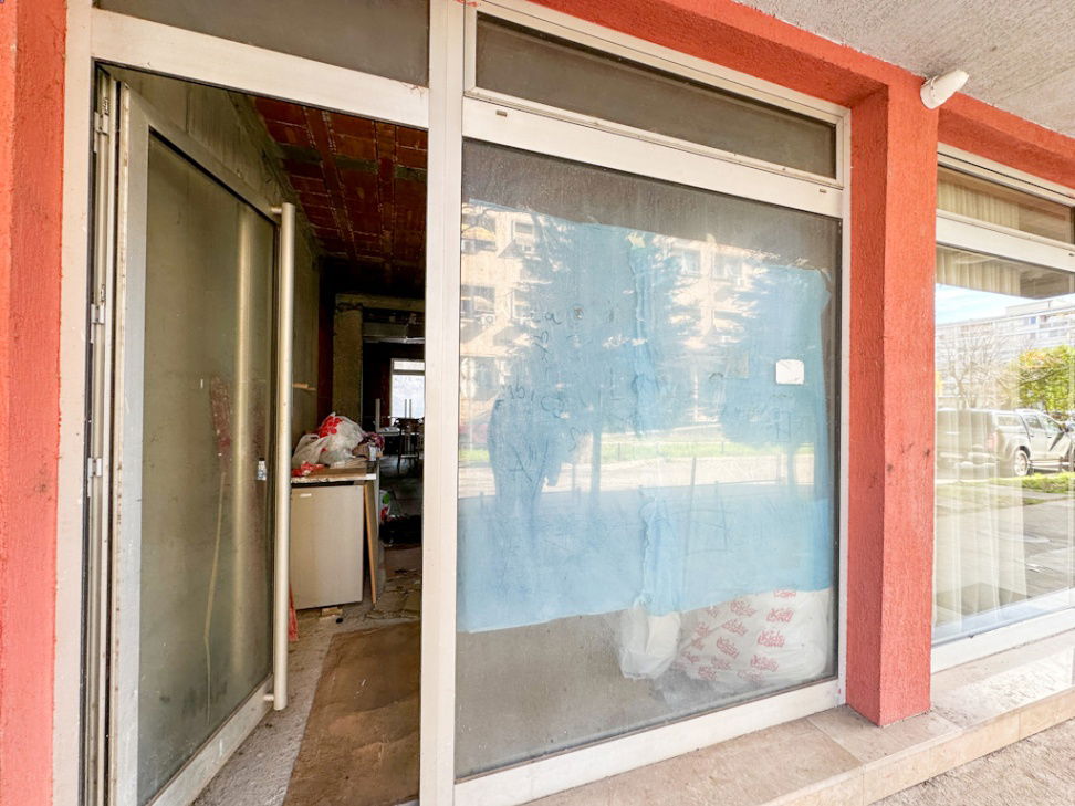 Продаж - Офісне приміщення Podgorica, Preko Morače