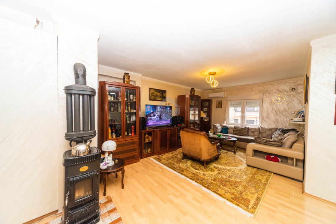 Prodaja - Stan Podgorica, Centar