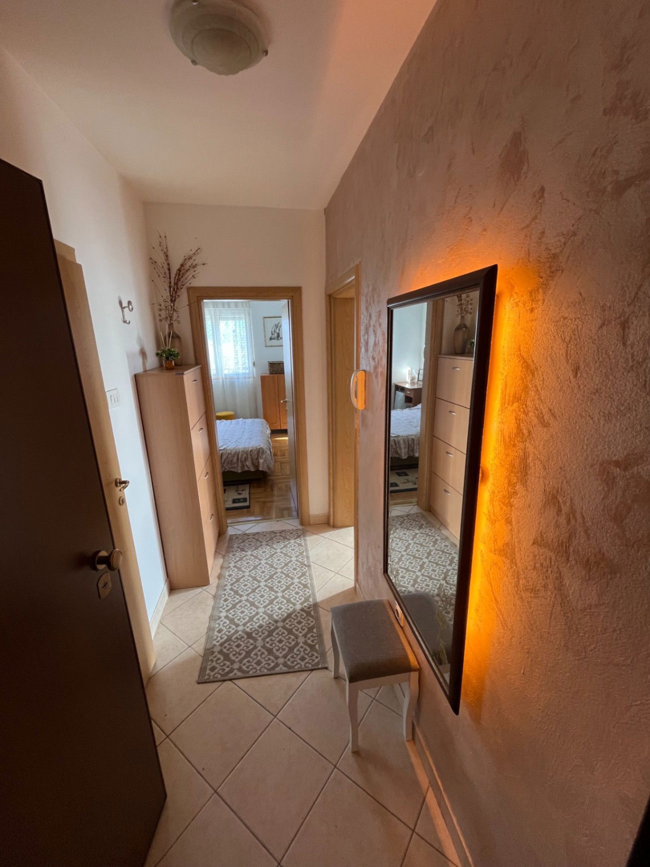 Izdavanje - Stan Podgorica, Zabjelo