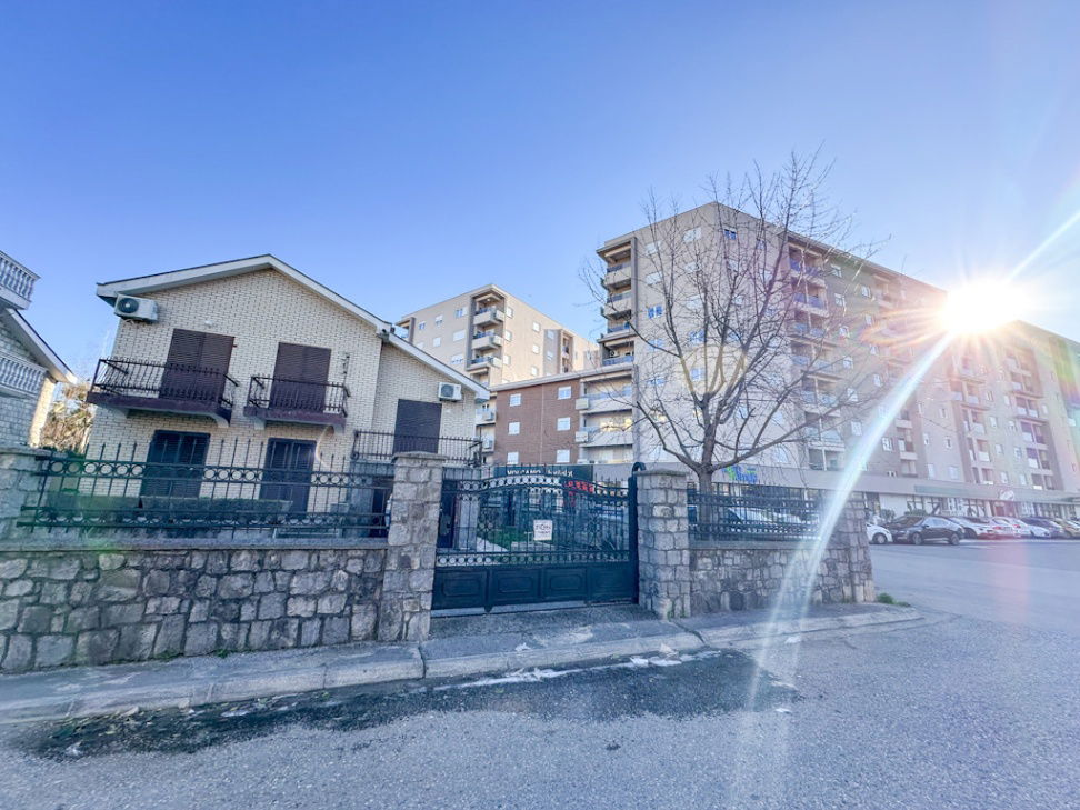 Rent - House Podgorica, Stari Aerodrom