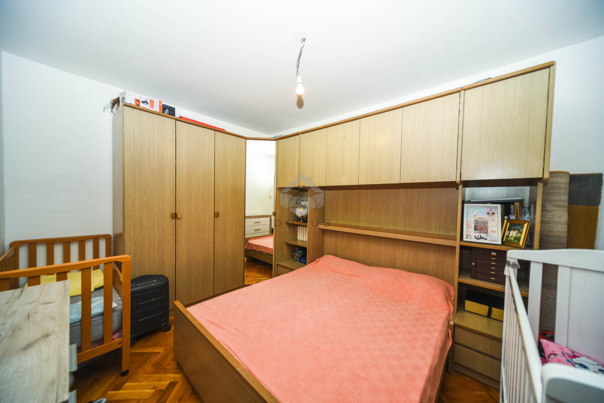 2d3fad04-384a-4808-bdda-0f2c3865be8a.jpg
