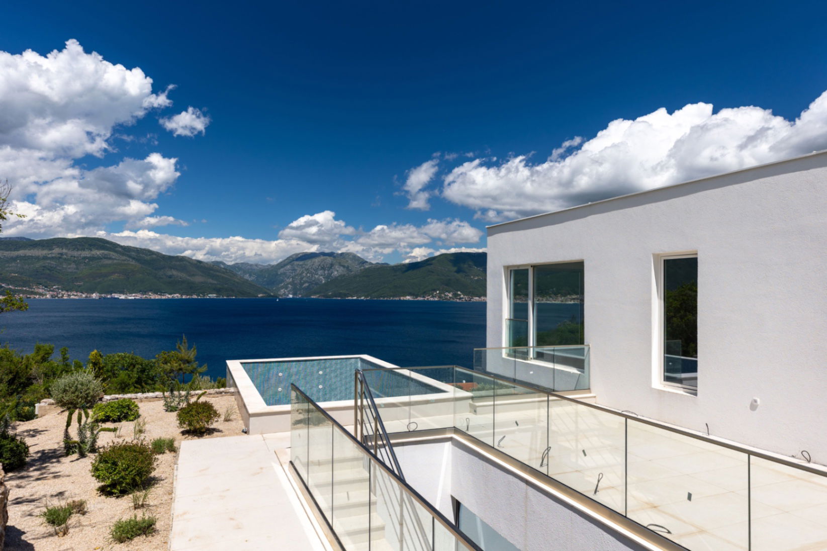 Продаж - Будинок Tivat, Krašići