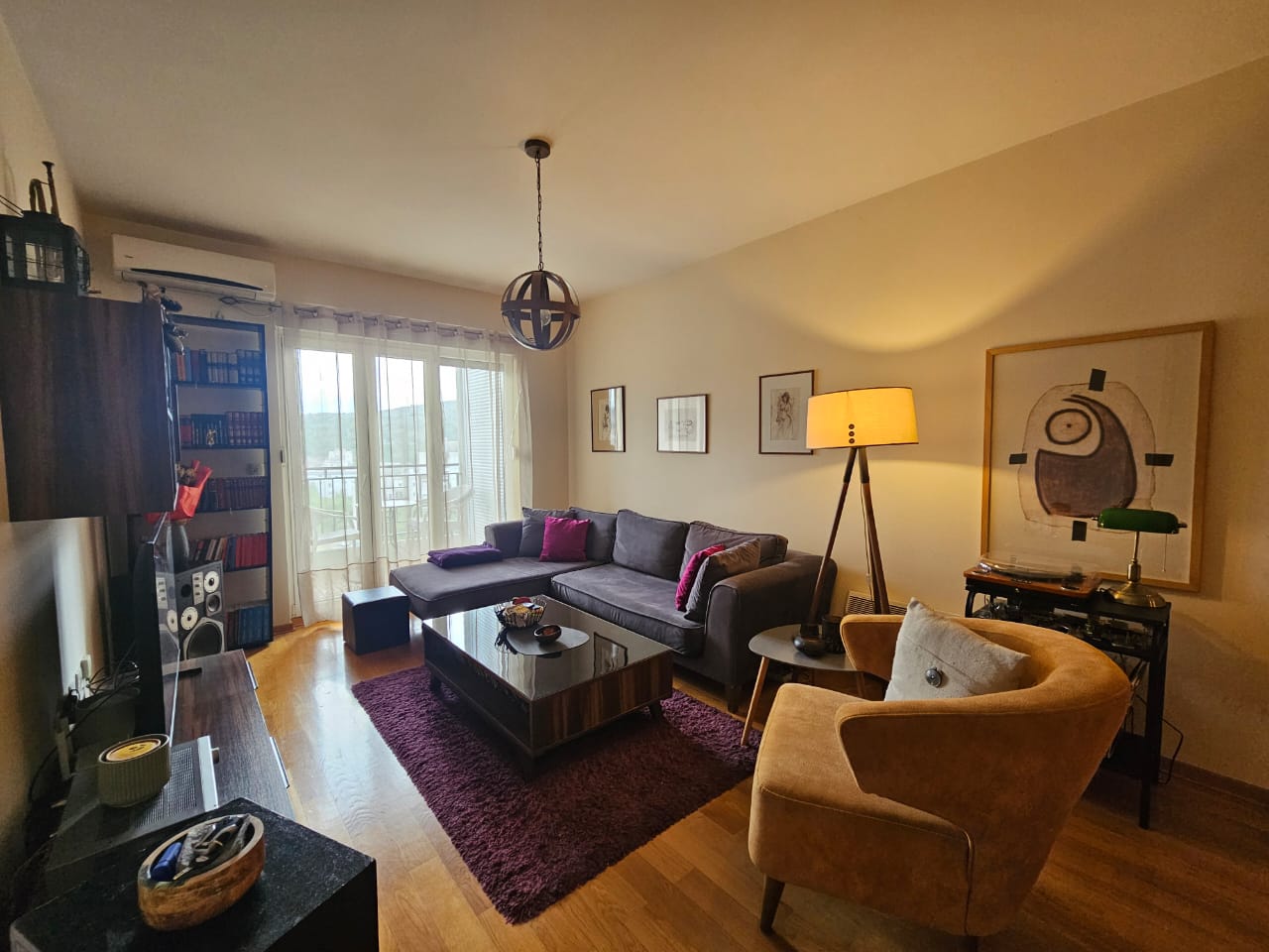 Sale - Apartment Podgorica, Blok 6