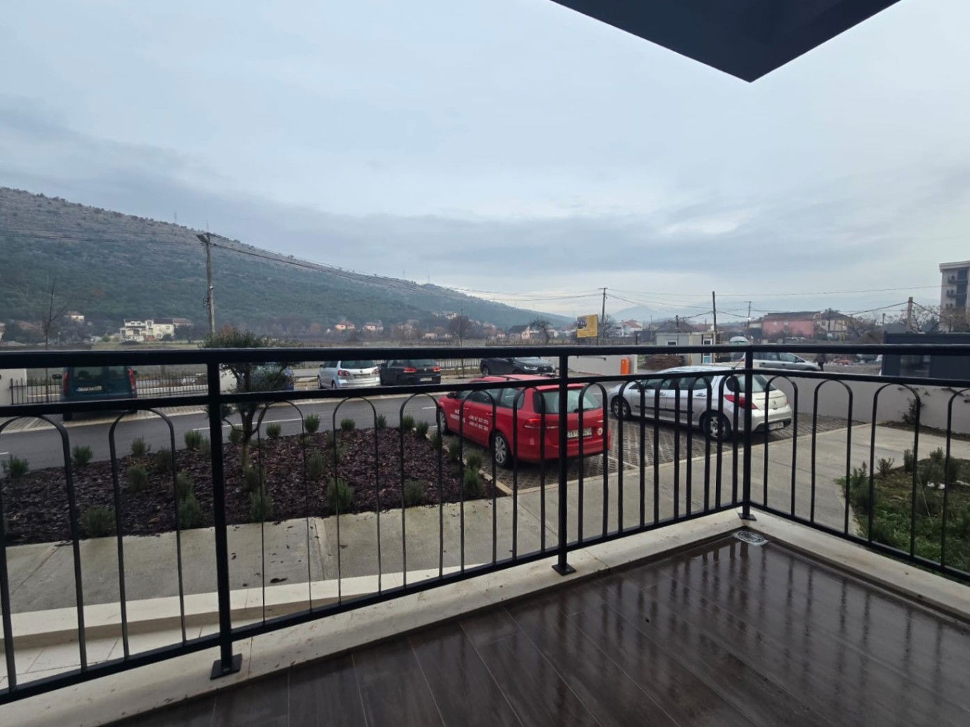 Продаж - Квартира Podgorica, Tološi