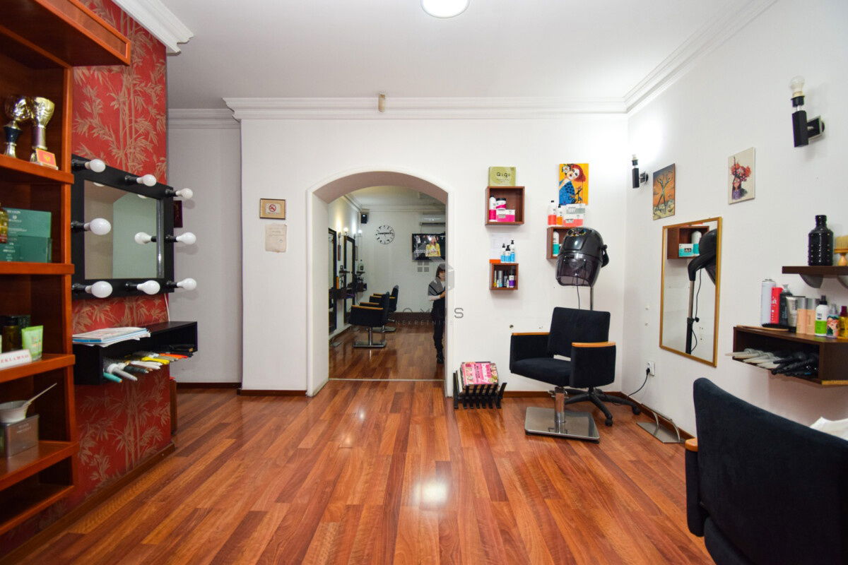 Sale - Office space Podgorica, Centar