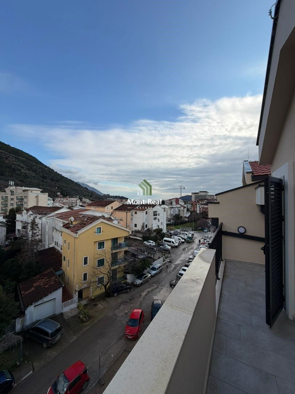 Sale - Apartment Budva, Adok