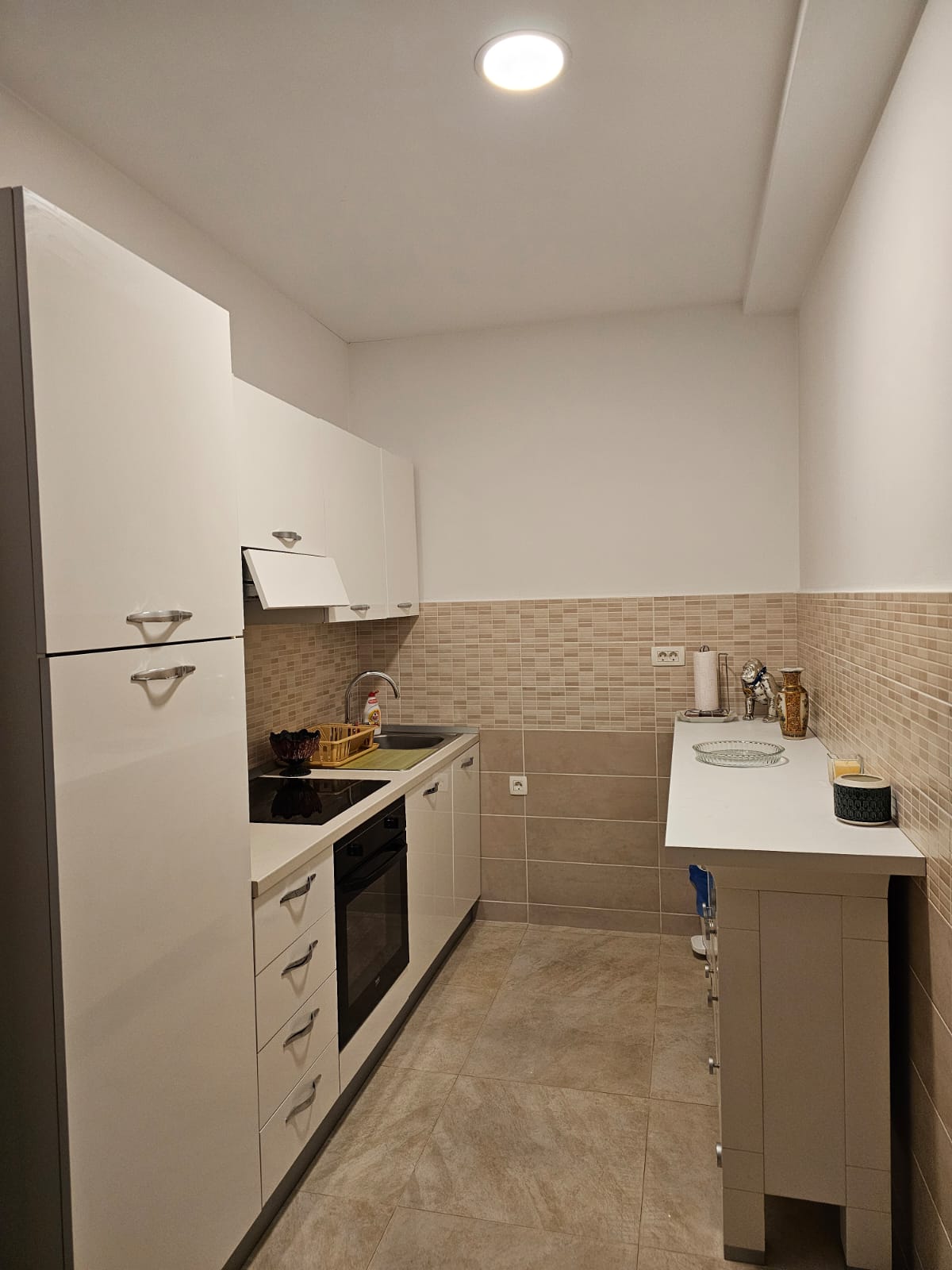 2fdd4676-bfe1-4575-b2fe-64a5b54ac0b5.jpg