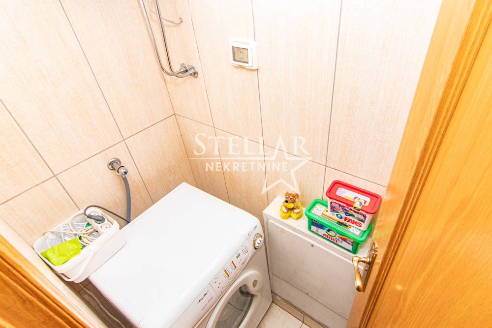30181ddb-bab0-4d60-bd48-60e25abc3a4b.jpg