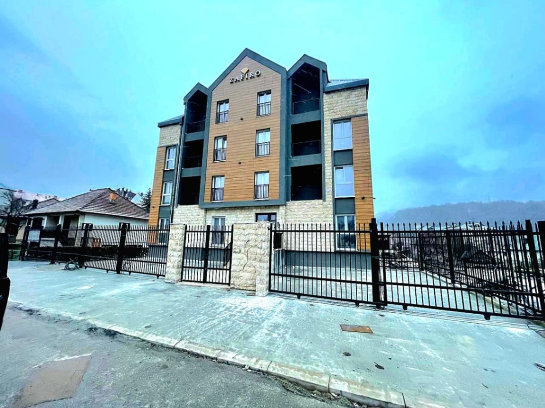 Sale - Apartment Kolašin, Centar