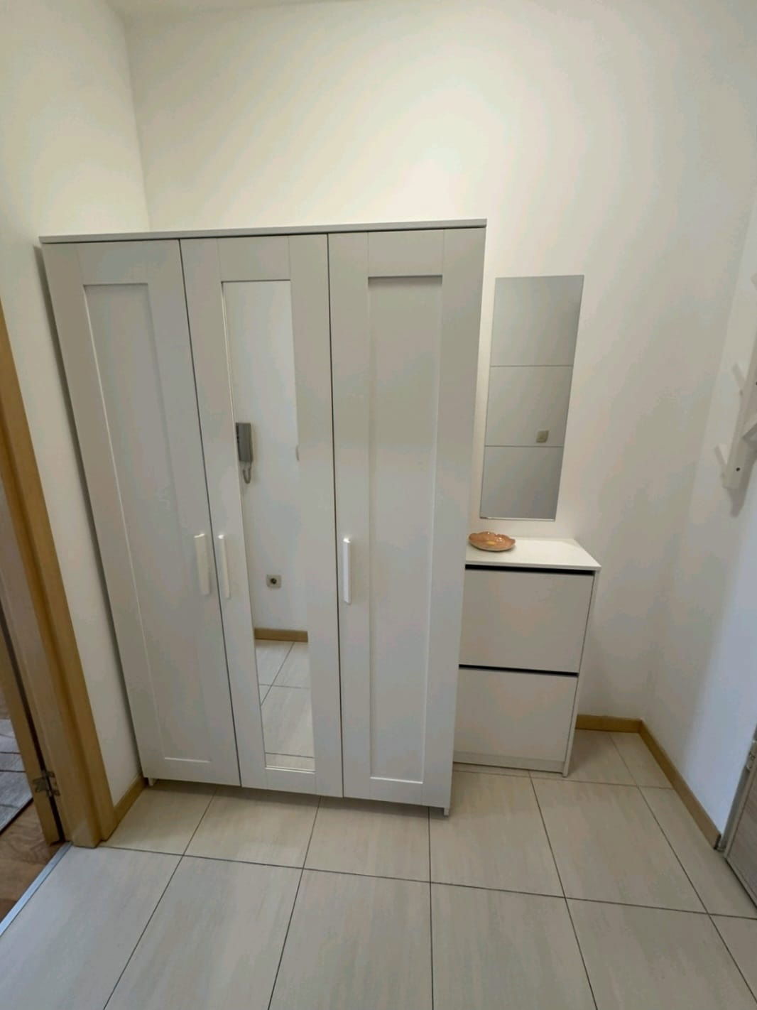 30d5d966-5ace-45e0-9564-faa2d0b6fa7a.jpg