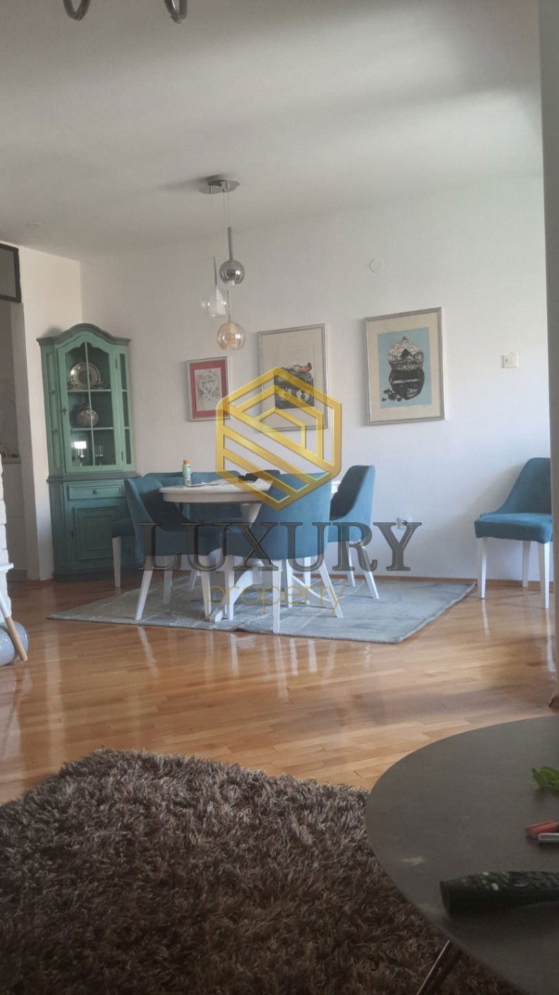 Оренда - Квартира Podgorica, Blok 5