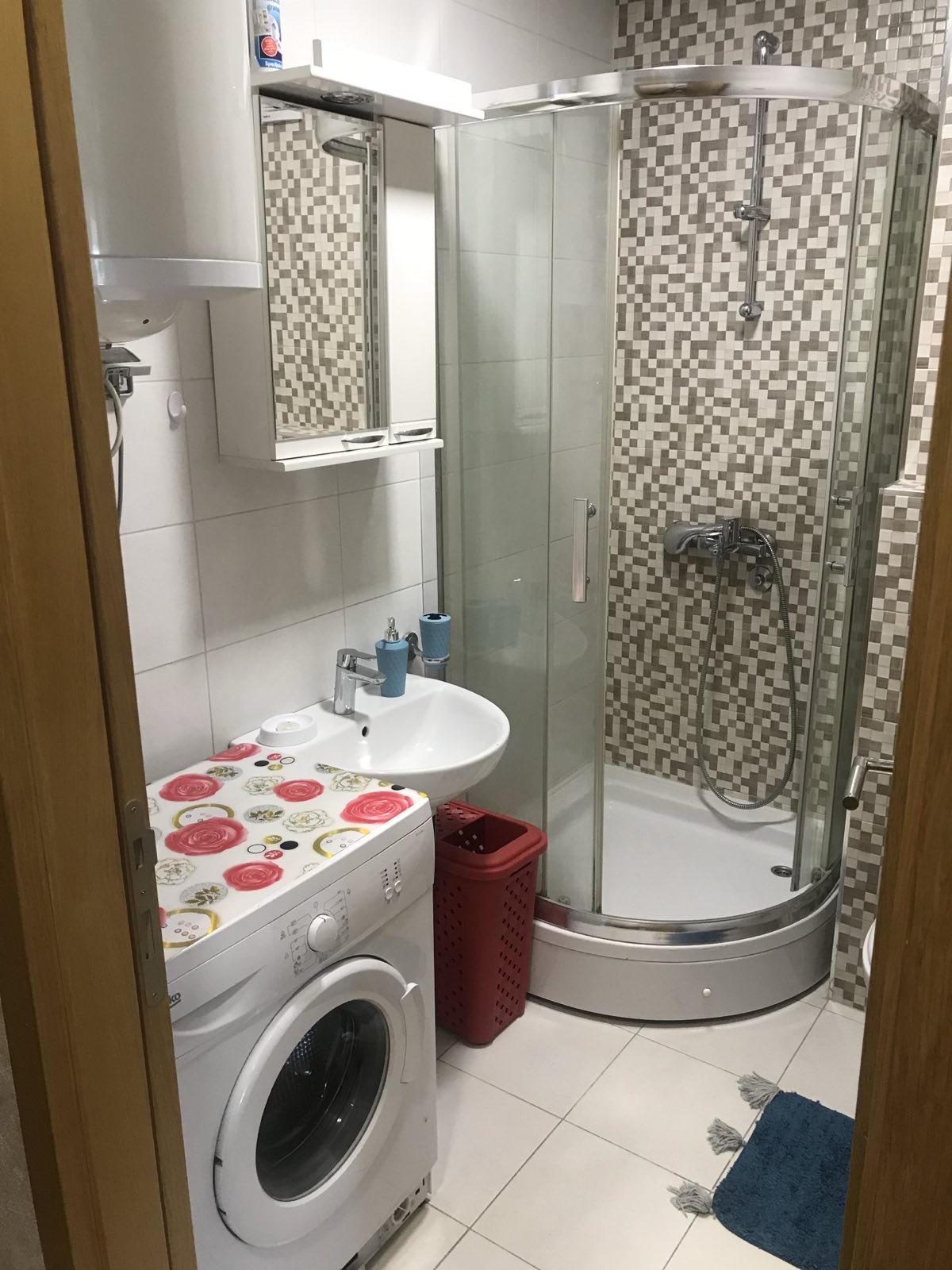 3442ec25-c7ab-40c8-b2fe-4f6fd89480d1.jpg