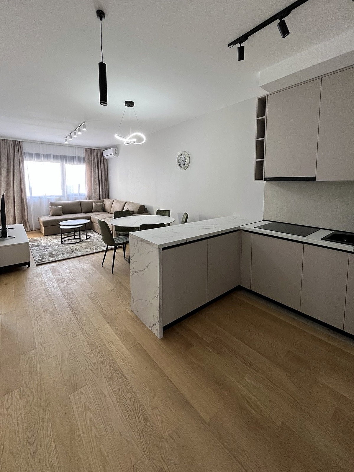 Sale - Apartment Budva, Bečići