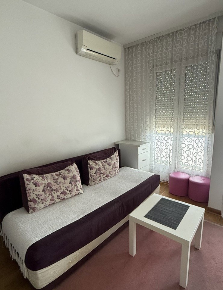 Оренда - Квартира Podgorica, City Kvart