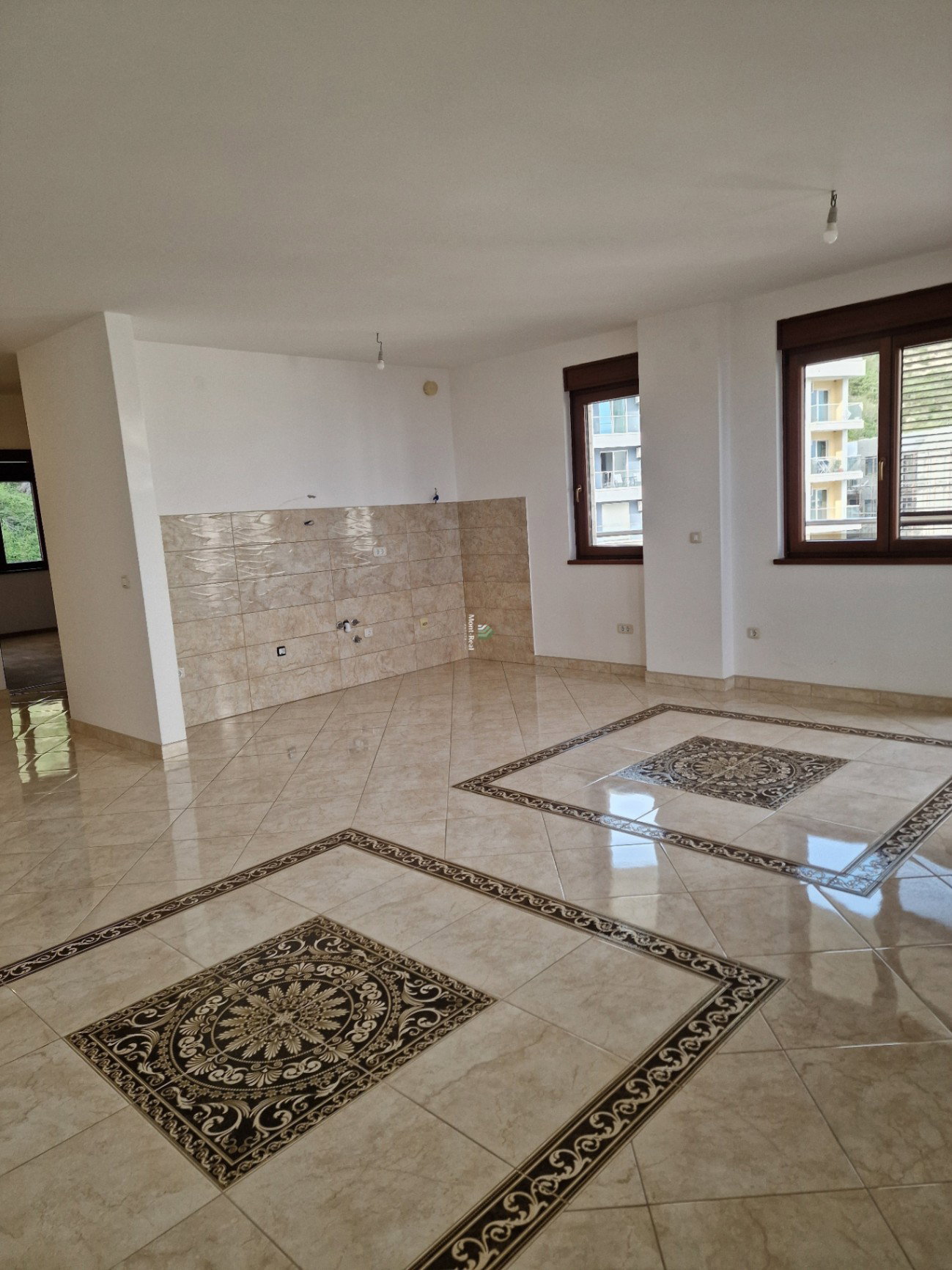 Sale - Apartment Budva, Bečići